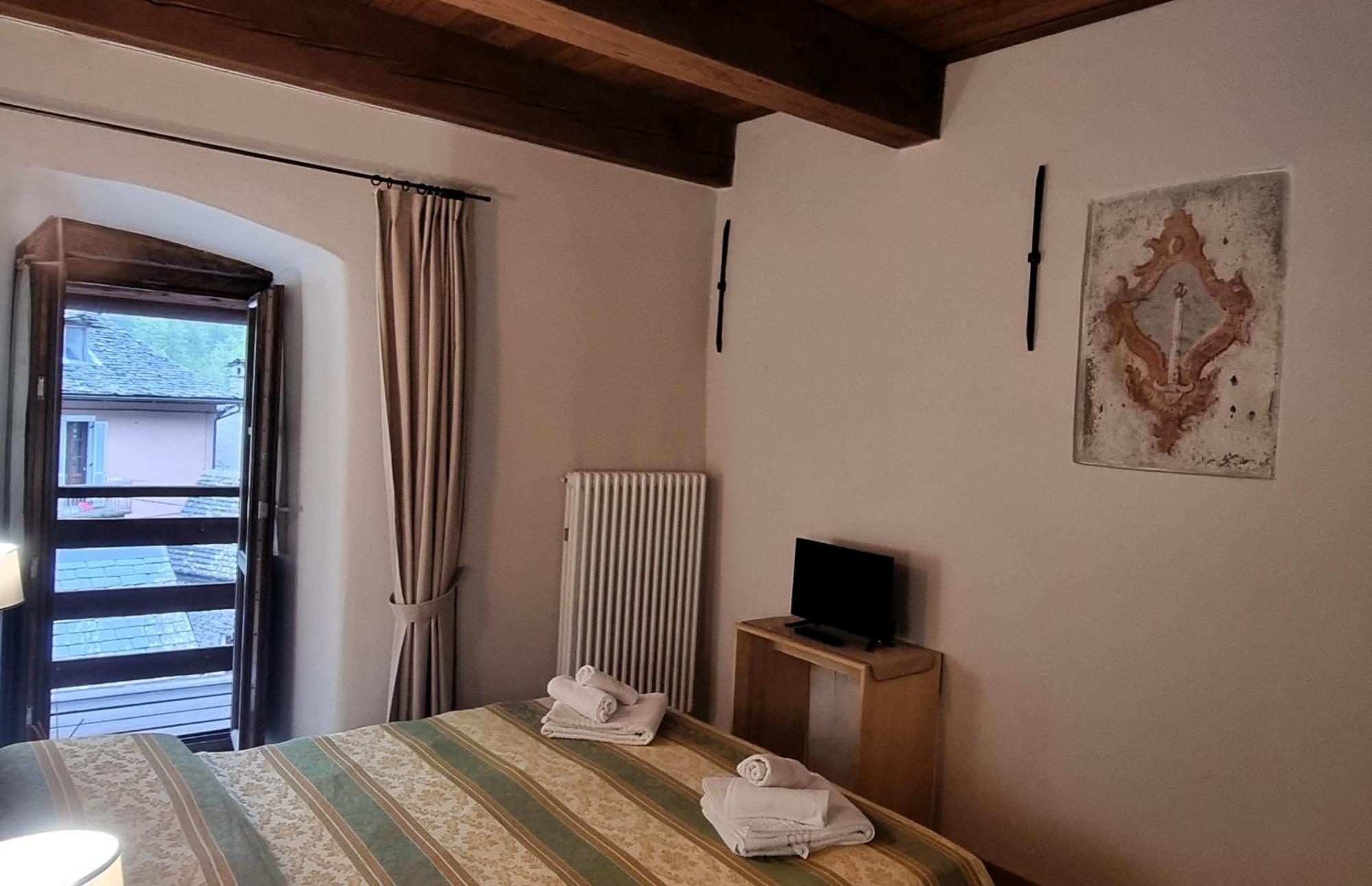 Dimora Storica Casa Vanni Villadossola Exterior foto