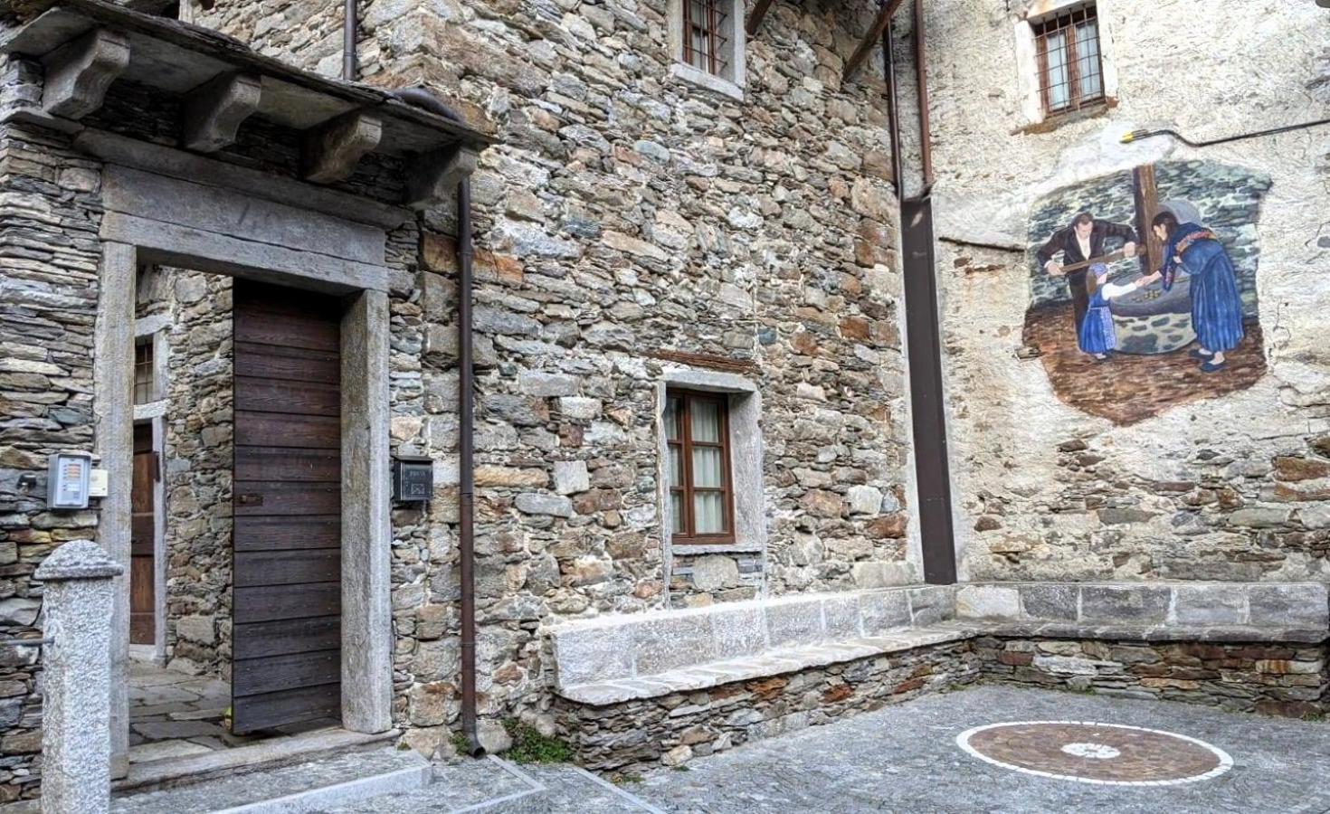 Dimora Storica Casa Vanni Villadossola Exterior foto